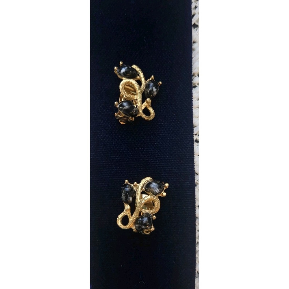 Authentic Vtg Judy Lee Earrings  Textured Gold Swirl & Black Gold Fleck Cabochon